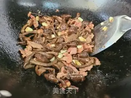 Make Slippy mushrooms and lamb step 8