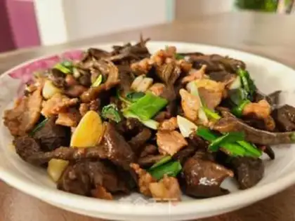 Make Slippy mushrooms and lamb step 10