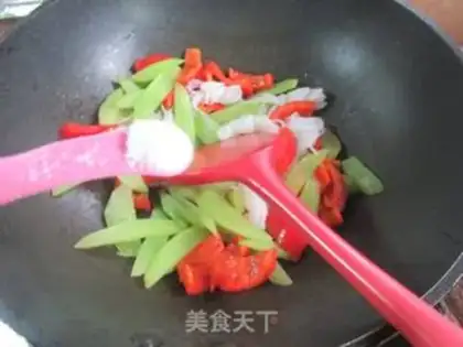 Make Paprika fried tarcrete step 5