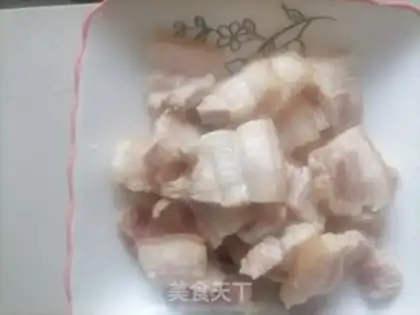 Make Garlic sprouts back to the pot step 2