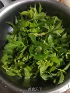 Make Nine-storey egg noodles step 1