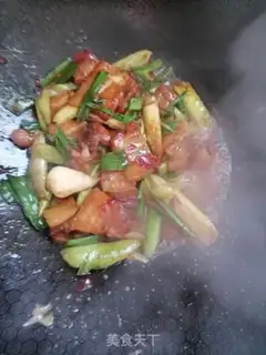Make Garlic sprouts back to the pot step 10