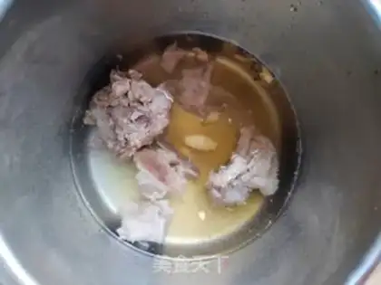 Make Fried omelet omelet soup step 1