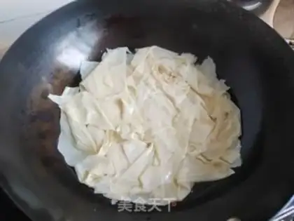 Make Fried omelet omelet soup step 2