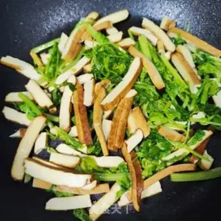 Make Soy-dry, fried celery step 3