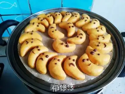 Make Moon buns step 7