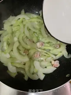 Make cucumber shrimp step 6