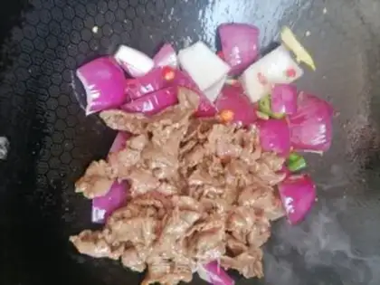 Make Onion beef step 7