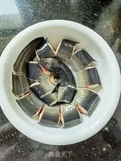 Make Half a bottle of seafood step 0