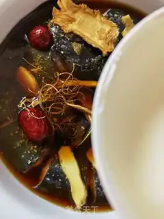 Make Half a bottle of seafood step 4