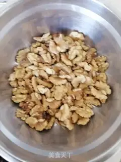Make Red dates and walnuts step 3