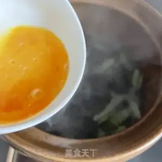 Make cucumber pickles and omelet soup step 5