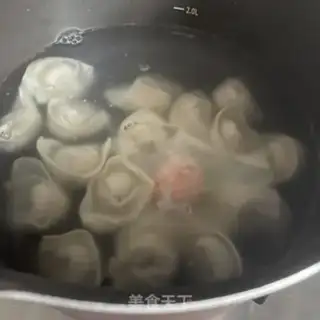 Make Sour soup and eggs step 2