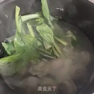 Make Sour soup and eggs step 3