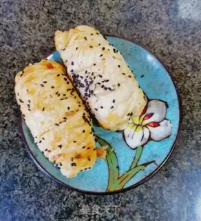 Make Hand-picked banana rolls step 5