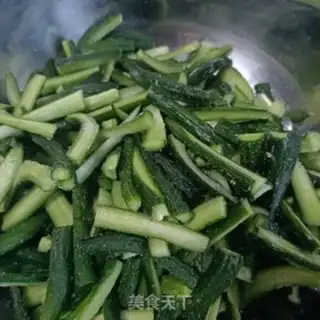 Make Garlic pickles step 2