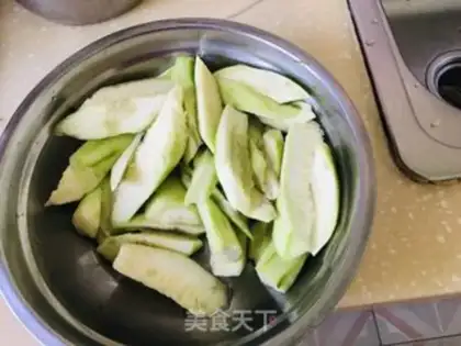 Make Garlic melon step 0