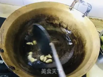 Make Garlic melon step 1