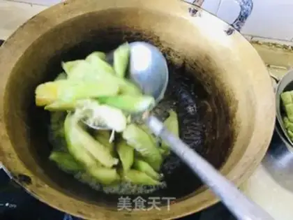 Make Garlic melon step 5