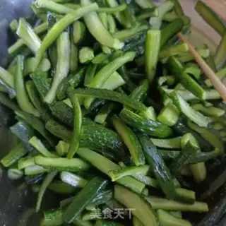 Make Garlic pickles step 13