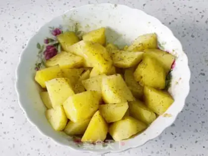 Make Air frying pots of peppers and potatoes step 4