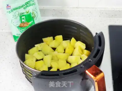 Make Air frying pots of peppers and potatoes step 5