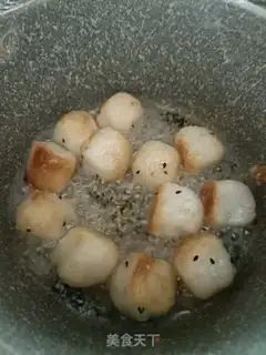Make Riceballs step 6