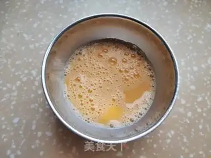 Make Mustard egg greasy rice step 2
