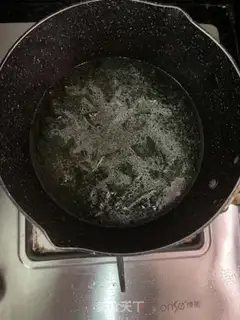 Make Scrawny broth step 4