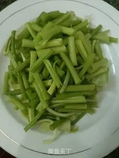 Make Celery beef chops step 1