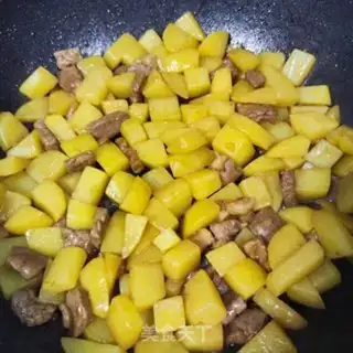 Make Beef and potatoes step 3