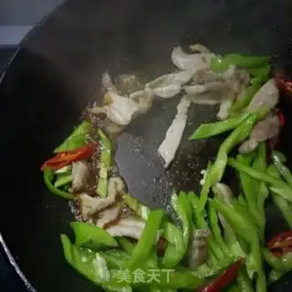 Make Five flowers and a black chicken step 8