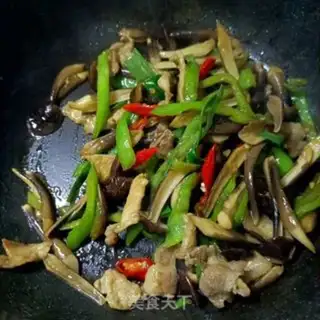 Make Five flowers and a black chicken step 13