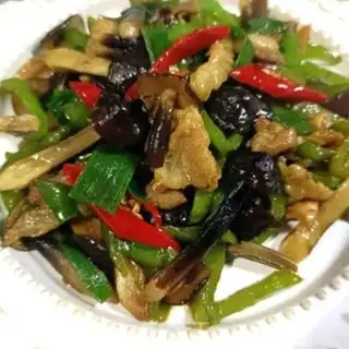 Make Five flowers and a black chicken step 14