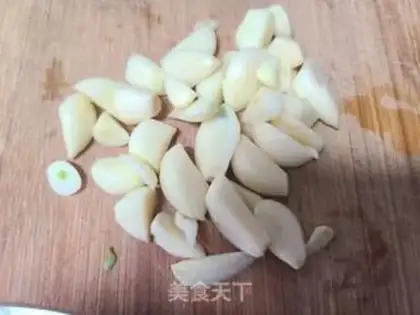 Make Cabbage and green bean sprouts step 2
