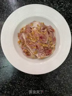 Make Garlic steam chicken step 4