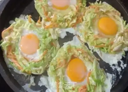 Make Vegetable eggcake step 5