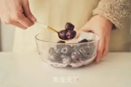 Make Limousine Cherry Cravetti step 1