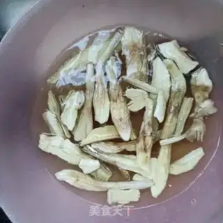Make The ginseng chickens and mushrooms step 2