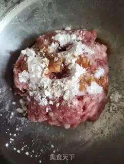 Make Yellowtooth white meatball soup step 2