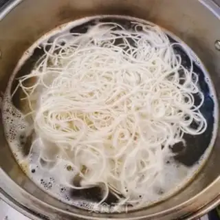 Make Old Beijing noodles step 8