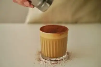 Make Puffy donut latte step 3