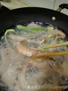 Make Shrimp rolls step 5