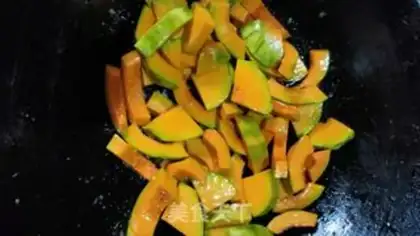 Make Pumpkin step 1
