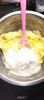 Make Coconut nuts step 4