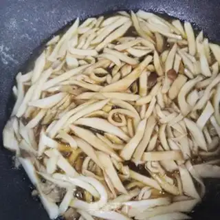 Make Eggs and apricot mushrooms step 6
