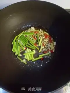 Make Dry pan shrimp step 4