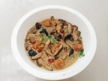 Make South Mud Bay mushroom noodles step 10