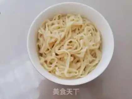 Make South Mud Bay mushroom noodles step 11