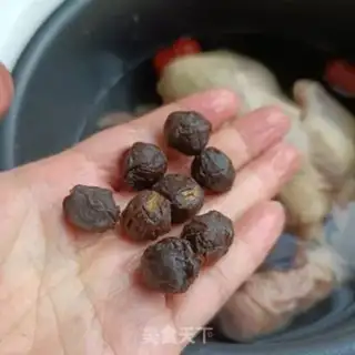 Make Cinnamon crotch pigeon soup step 3